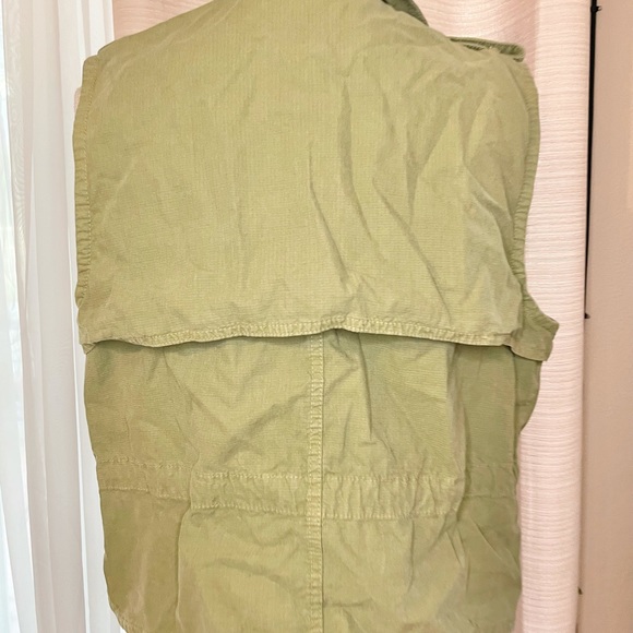 Madewell Green Utility Vest - Picture 6 of 11